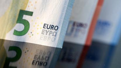 Five, ten and twenty euro banknotes