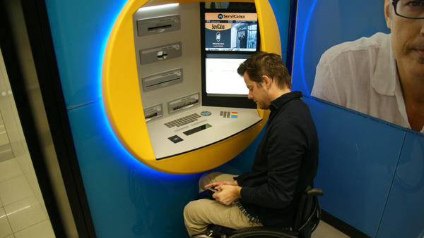 CaixaBank ATM wheelchair1